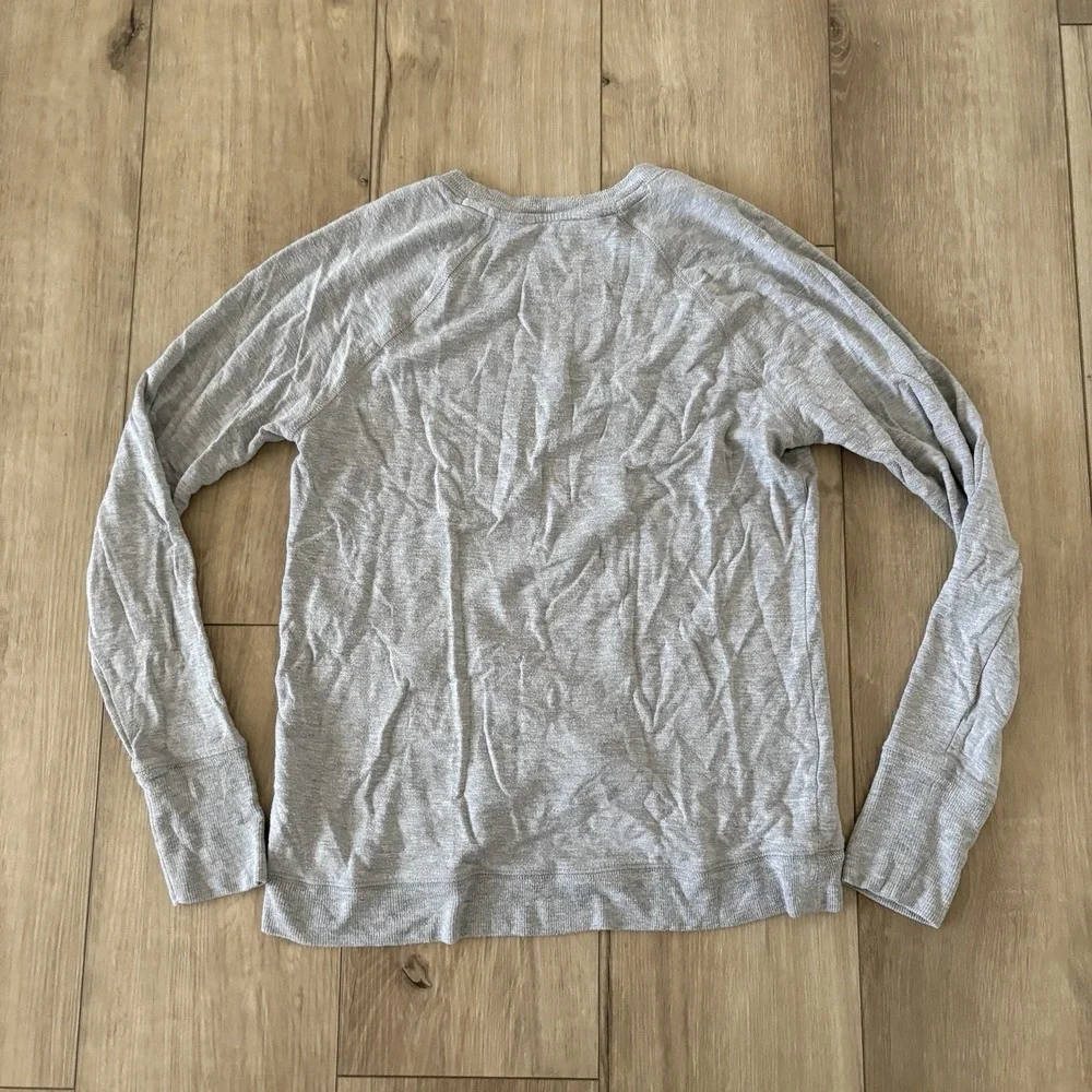 Athleta Sweatshirt Womens XS Crossover Crewneck Long Sleeve Super Soft Shirt